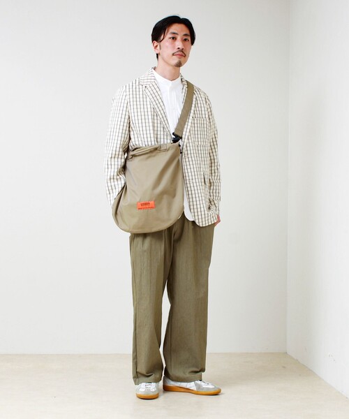 UNIVERSAL OVERALL(ユニバーサルオーバーオール)の「【UNIVERSAL OVERALL】2WAY PURSE SHOULDER(ショルダーバッグ・メンズ・ブラック/ブルー/グリーン/ベージュ・FREE)」の22枚目の写真