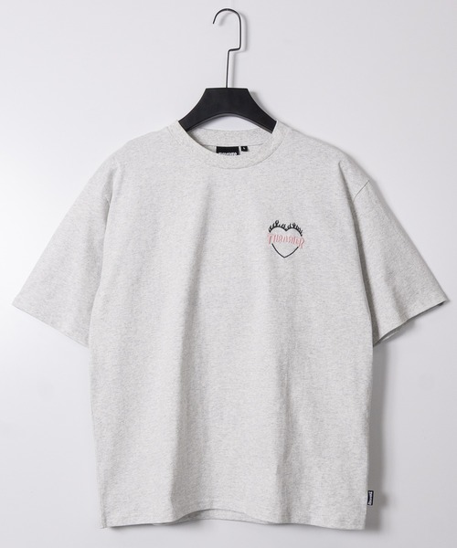 THRASHER(スラッシャー)の「【at】〔THRASHER/スラッシャー〕別注 ファイアーハート ワンポイントロゴ刺繍 クルーネック半袖Tシャツ S~Lサイズ展開(Tシャツ/カットソー・メンズ・ホワイト/アッシュグレー/ブラック・SMALL/LARGE/MEDIUM)」の13枚目の写真