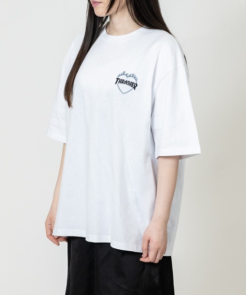 THRASHER(スラッシャー)の「【at】〔THRASHER/スラッシャー〕別注 ファイアーハート ワンポイントロゴ刺繍 クルーネック半袖Tシャツ S~Lサイズ展開(Tシャツ/カットソー・メンズ・ホワイト/アッシュグレー/ブラック・SMALL/LARGE/MEDIUM)」の16枚目の写真
