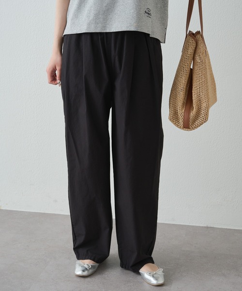 PUAL CE CIN（ピュアルセシン）の「高密度コットン製品染コクーンパンツ（その他パンツ・レディース・イエロー/ピンク/カーキ/ブラック・LARGE/MEDIUM）」の2枚目の写真