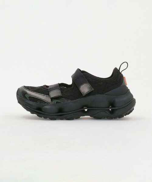 MERRELL(メレル)の「<MERRELL> SPEEDARC TREK MJ SE(スニーカー・レディース・ブラック/ベージュ・25cm/24.5cm/24cm/23cm/22.5cm/23.5cm)」の1枚目の写真