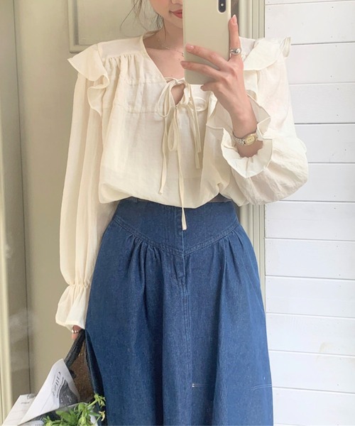 VIBGYOR（ヴィブジョー）の「【TUNE】リブフリルブラウス（シャツ/ブラウス・レディース・ホワイト・FREE）」の4枚目の写真