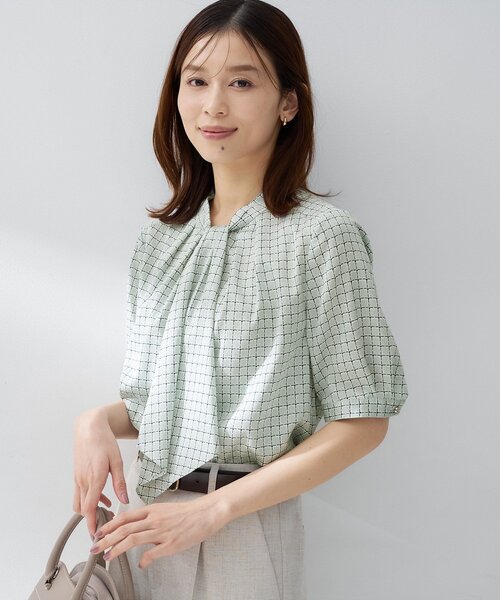 UNTITLED(アンタイトル)の「【洗える/スーツインナー】ジオメボウタイブラウス(シャツ/ブラウス・レディース・グリーン系1/ピンク系その他/ライトグレー系・00/01/02/03/04/44/46/48/50)」の11枚目の写真