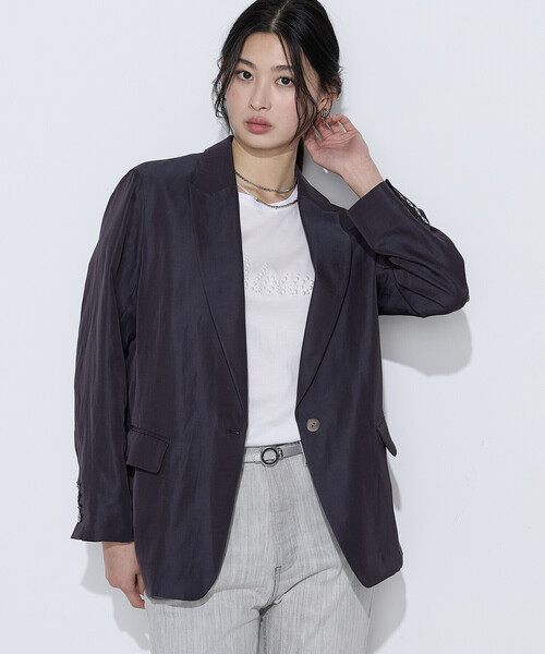 K.T KIYOKO TAKASE(キヨコタカセ)の「キュプラリネン ピークドラペルジャケット(テーラードジャケット・レディース・キナリ/ネイビー・7号/11号/9号)」の6枚目の写真