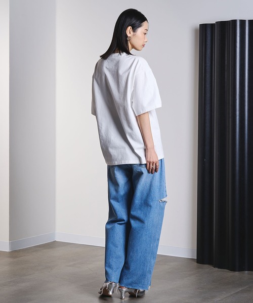 ROSE BUD(ローズバッド)の「(GENE HEAVENS)NEON PHOTO TEE(Tシャツ/カットソー・レディース・チャコールグレー/オフホワイト・ONE SIZE)」の9枚目の写真