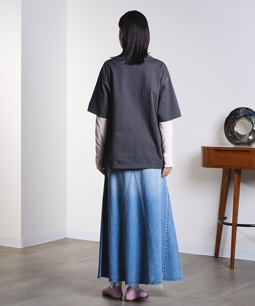 ROSE BUD(ローズバッド)の「(GENE HEAVENS)NEON PHOTO TEE(Tシャツ/カットソー・レディース・チャコールグレー/オフホワイト・ONE SIZE)」の16枚目の写真