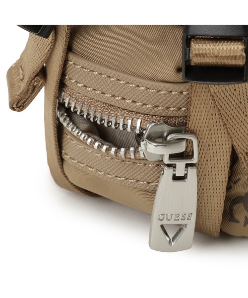 Guess（ゲス）の「BERLIN Key Ring キーホルダー キーリング（キーホルダー・メンズ・グレー/ライトベージュ・ONE SIZE）」の4枚目の写真