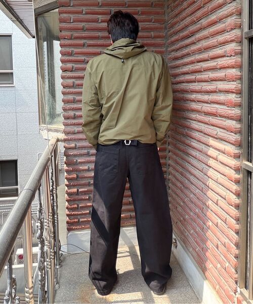 BASEMOMENT(ベースモーメント)の「シンチバックカーブドウォッシングツイルパンツベージュ(その他パンツ・メンズ・その他・M/L/XL)」の16枚目の写真