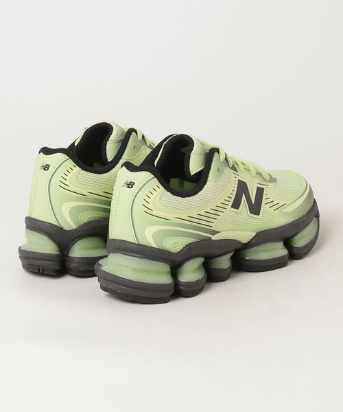 NEW BALANCE(ニューバランス)の「Abzorb 2000(スニーカー・メンズ・ピンク/イエロー・24.0cm/23.5cm/23.0cm/22.5cm/29.0cm/28.5cm/28.0cm/27.5cm/27.0cm/26.5cm/26.0cm/25.5cm/25.0cm/24.5cm/30.0cm)」の5枚目の写真