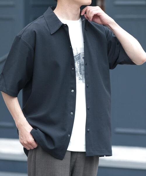 ITEMS URBANRESEARCH(アイテムズ アーバンリサーチ)の「2wayストレッチスナップ半袖シャツ(シャツ/ブラウス・メンズ・ベージュ/ネイビー/グレー/ブラック・MEDIUM/LARGE)」の15枚目の写真