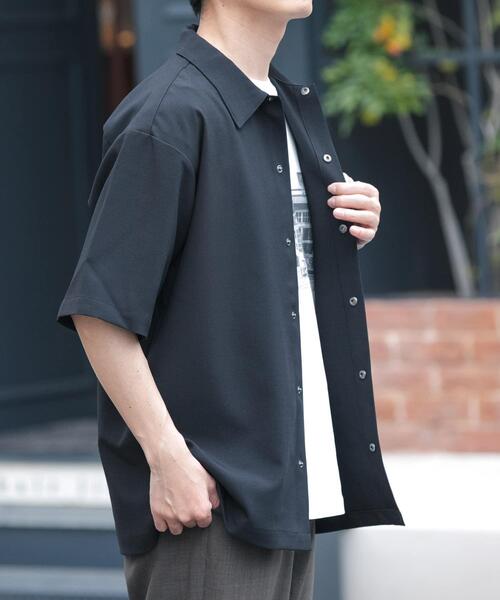 ITEMS URBANRESEARCH(アイテムズ アーバンリサーチ)の「2wayストレッチスナップ半袖シャツ(シャツ/ブラウス・メンズ・ベージュ/ネイビー/グレー/ブラック・MEDIUM/LARGE)」の12枚目の写真