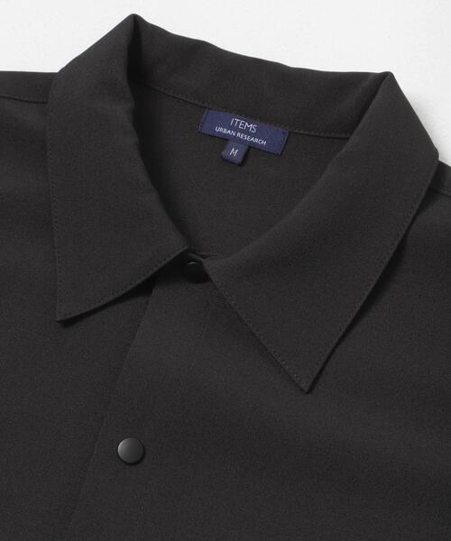 ITEMS URBANRESEARCH(アイテムズ アーバンリサーチ)の「2wayストレッチスナップ半袖シャツ(シャツ/ブラウス・メンズ・ベージュ/ネイビー/グレー/ブラック・MEDIUM/LARGE)」の5枚目の写真