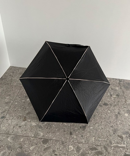 Me%（ミィパーセント）の「【晴雨兼用】パイピングminiカサ 622552（折りたたみ傘・レディース・ゴールド/ピンク/ブラック・FREE）」の4枚目の写真