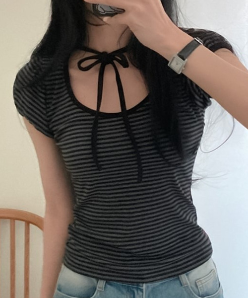 VIVID LADY（ビビッドレディー）の「ネックリボン ボーダー パフスリーブ トップス（Tシャツ/カットソー・レディース・ワイン/ブラウン/グレー・FREE）」の12枚目の写真