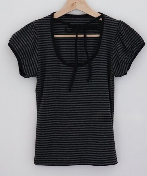 VIVID LADY（ビビッドレディー）の「ネックリボン ボーダー パフスリーブ トップス（Tシャツ/カットソー・レディース・ワイン/ブラウン/グレー・FREE）」の17枚目の写真