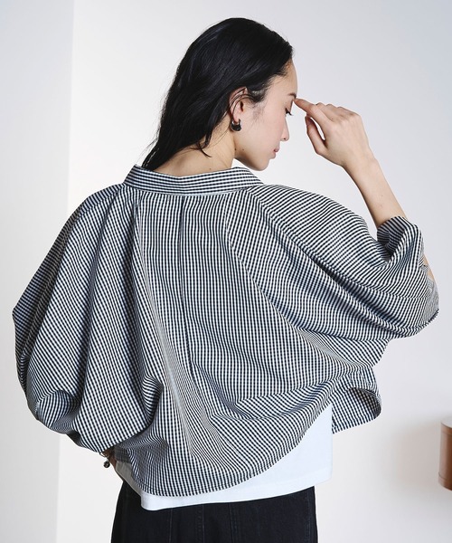 ROSE BUD（ローズバッド）の「WIDE PUFF SLEEVE SHIRT（シャツ/ブラウス・レディース・マルチ/ブラック/ホワイト・ONE SIZE）」の8枚目の写真