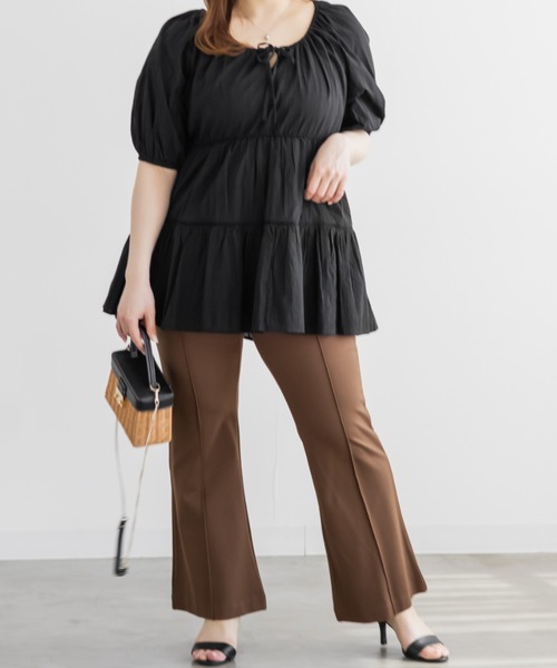 CLETTE(クレット)の「CLETTEオリジナルセンターシムストレッチフレアパンツ(その他パンツ・レディース・ブラック/ネイビー/ブラウン・4L/3L/LL)」の10枚目の写真