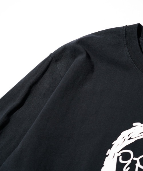THRIFTY LOOK（スリフティールック）の「THRIFTY LOOK / スリフティールック "NEW YORK" LS TEE リラックスフィット グラフィック ロングスリーブTシャツ（Tシャツ/カットソー・メンズ・ブラック/スミクロ/ホワイト・X-LARGE/LARGE/MEDIUM/SMALL）」の18枚目の写真