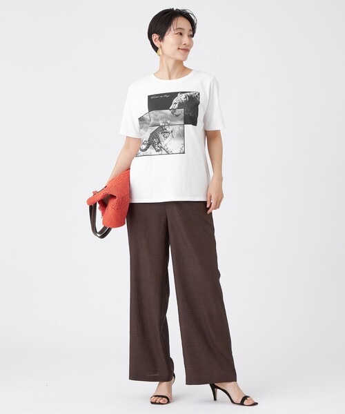 EVEX by KRIZIA(エヴェックスバイクリツィア)の「【接触冷感・ウォッシャブル】フォトプリントカットソー(Tシャツ/カットソー・レディース・チャコールグレー/オレンジ/オフホワイト・42/40)」の4枚目の写真