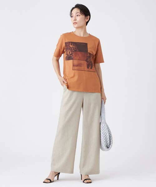 EVEX by KRIZIA(エヴェックスバイクリツィア)の「【接触冷感・ウォッシャブル】フォトプリントカットソー(Tシャツ/カットソー・レディース・チャコールグレー/オレンジ/オフホワイト・42/40)」の7枚目の写真