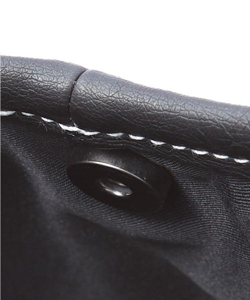 X-girl(エックスガール)の「XG EMBLEM STUDDED 2WAY MINI BAG(ショルダーバッグ・レディース・ブラック/ブラウン・ONE SIZE)」の8枚目の写真