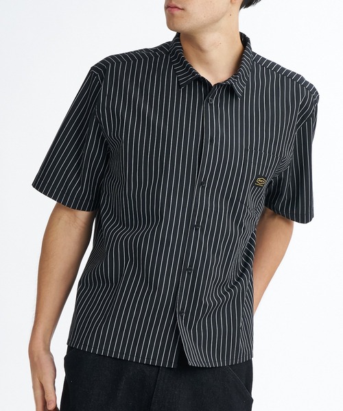 RVCA(ルーカ)の「RVCA メンズ STRIPE WIDE SHIRT 半袖シャツ 【2026年夏モデル】(シャツ/ブラウス・メンズ・ブルー系その他/ホワイト系その他/ブラック系その他・SMALL/MEDIUM/X-LARGE/LARGE)」の1枚目の写真