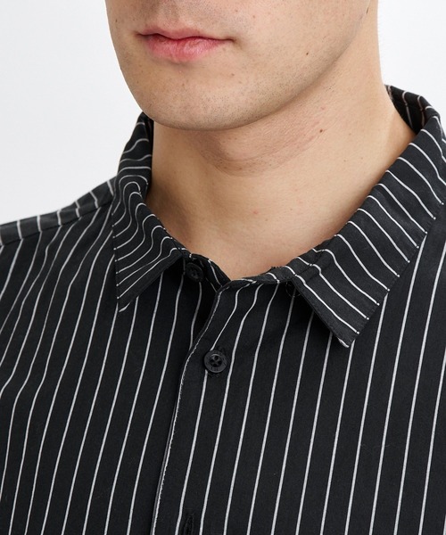 RVCA(ルーカ)の「RVCA メンズ STRIPE WIDE SHIRT 半袖シャツ 【2026年夏モデル】(シャツ/ブラウス・メンズ・ブルー系その他/ホワイト系その他/ブラック系その他・SMALL/MEDIUM/X-LARGE/LARGE)」の7枚目の写真