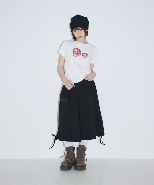 SLEEKGLOW（スリック グロウ）の「チェックストロベリーアップリケTシャツ[ホワイト]（Tシャツ/カットソー・レディース・その他・FREE）」の3枚目の写真