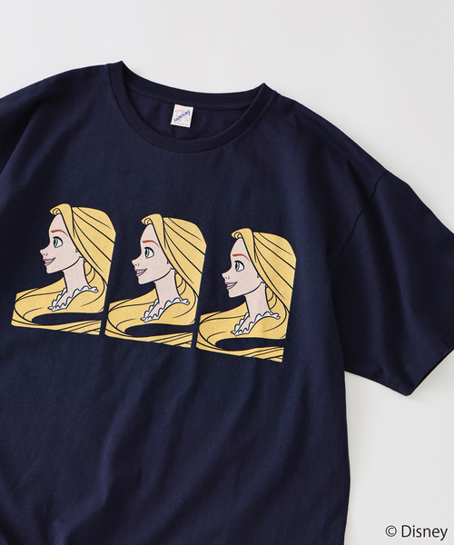 Disney(ディズニー)の「Disney / ディズニープリンセス / 別注 FANTASY A&G INC プリントTシャツ(Tシャツ/カットソー・メンズ・ネイビー/ブラック/ホワイト・LARGE/MEDIUM)」の11枚目の写真
