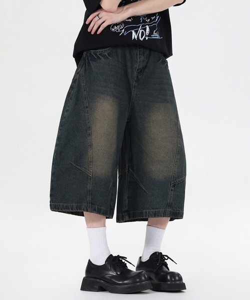 HOOK(フック)の「HOOK バレルレッグ ワイドデニム ハーフパンツ (SS)(カーゴパンツ・メンズ・インディゴブルー/ライトブルー・XL/M/L)」の6枚目の写真