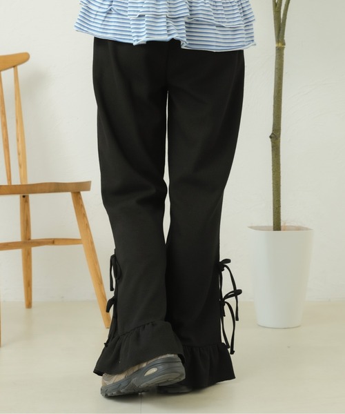 kutir(クティール)の「リボンフリルワッフルフレアパンツ(その他パンツ・レディース・ネイビー/ナチュラル/ブラック/ブラック系その他/チャコールグレー/アイボリー・SMALL/MEDIUM)」の8枚目の写真