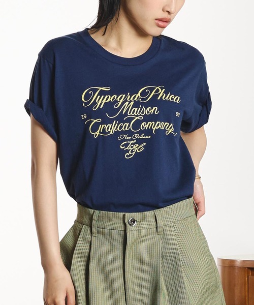ROSE BUD（ローズバッド）の「(mag.by c)LOGO S/S TEE（Tシャツ/カットソー・レディース・ベージュ/ライトピンク/ネイビー・ONE SIZE）」の3枚目の写真