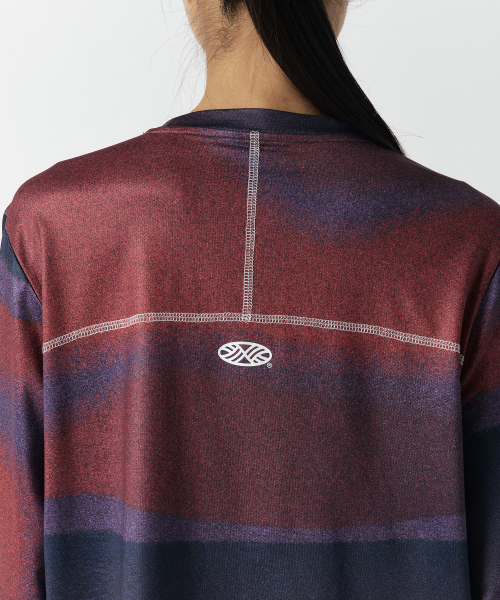 MENASOO(ミナス)の「Flow Graphic Long Sleeve T Shirt(Tシャツ/カットソー・レディース・ブルー/レッド・1/2)」の15枚目の写真
