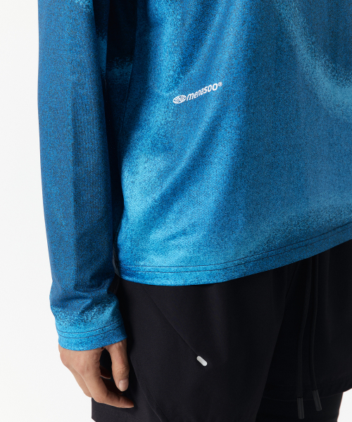 MENASOO(ミナス)の「Flow Graphic Long Sleeve T Shirt(Tシャツ/カットソー・レディース・ブルー/レッド・1/2)」の17枚目の写真