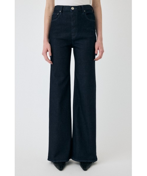 MOUSSY（マウジー）の「【美脚見えデニム】【SNSで話題！】ADVANCED LONG LEG FLARE（デニムパンツ・レディース・ブルー/ワンウォッシュ/ダークブルー・23inch/24inch/25inch/26inch/27inch）」の3枚目の写真
