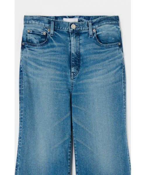 MOUSSY（マウジー）の「【美脚見えデニム】【SNSで話題！】ADVANCED LONG LEG FLARE（デニムパンツ・レディース・ブルー/ワンウォッシュ/ダークブルー・23inch/24inch/25inch/26inch/27inch）」の6枚目の写真