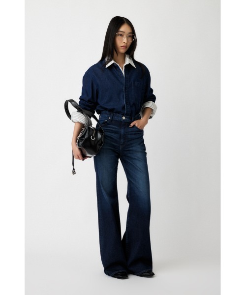 MOUSSY（マウジー）の「【美脚見えデニム】【SNSで話題！】ADVANCED LONG LEG FLARE（デニムパンツ・レディース・ブルー/ワンウォッシュ/ダークブルー・23inch/24inch/25inch/26inch/27inch）」の16枚目の写真