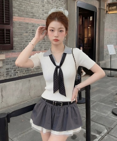 Alvia（アルビア）の「韓国風 ドット柄ネクタイデザイン半袖トップス（Tシャツ/カットソー・レディース・ブラック/ホワイト・M）」の5枚目の写真
