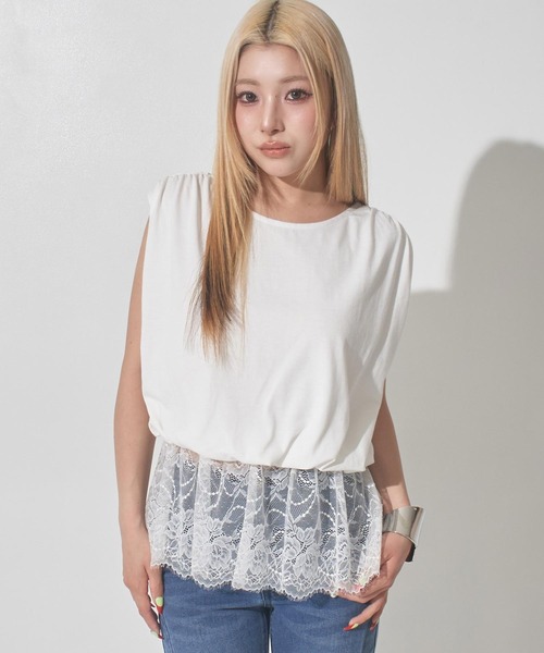 ANAP(アナップ)の「レースドッキングバルーンペプラムトップス(タンクトップ・レディース・ダークグレー/オフホワイト・F)」の2枚目の写真
