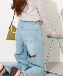 バックスリットデニムパンツ