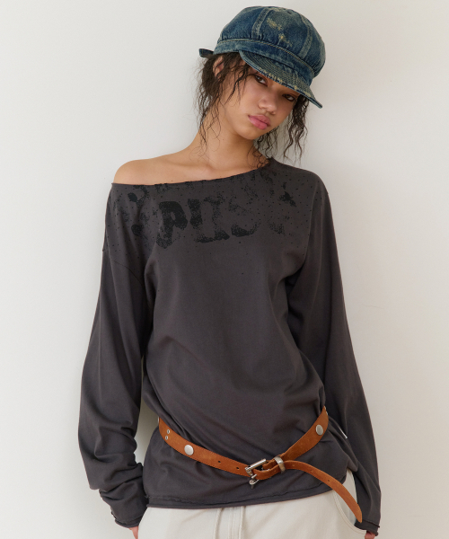 THEVINYLHOUSE(ザバイニルハウス)の「LOOSE FIT UNBALANCE LS TEE(W) CHARCOAL(Tシャツ/カットソー・レディース・その他・F)」の4枚目の写真