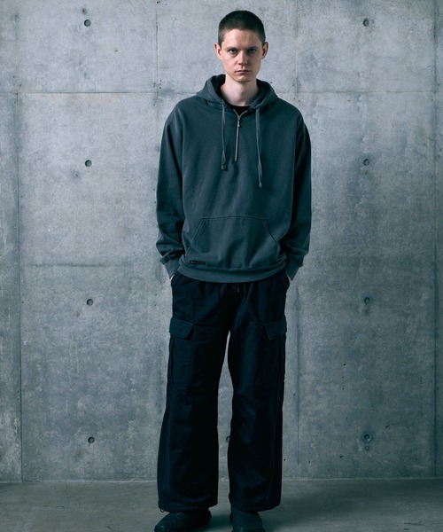 VIRGOwearworks(ヴァルゴウェアワークス)の「AFTERFADE HALF ZIP HOODIE(パーカー・メンズ・レッド/ホワイト/ブラック・3/2/4)」の12枚目の写真