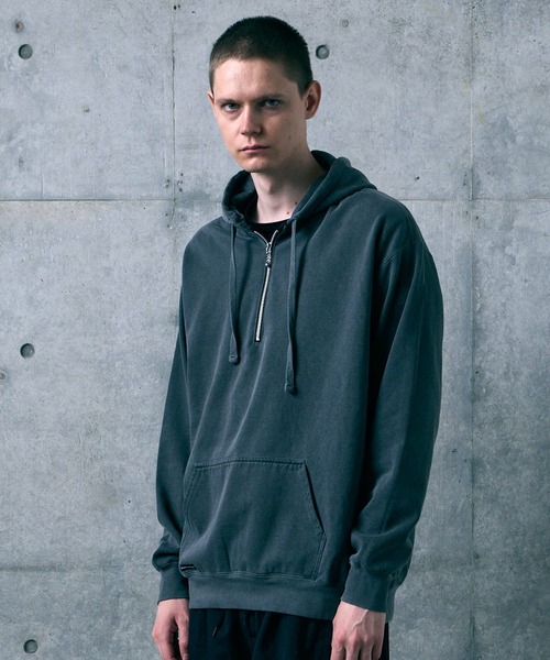 VIRGOwearworks(ヴァルゴウェアワークス)の「AFTERFADE HALF ZIP HOODIE(パーカー・メンズ・レッド/ホワイト/ブラック・3/2/4)」の13枚目の写真