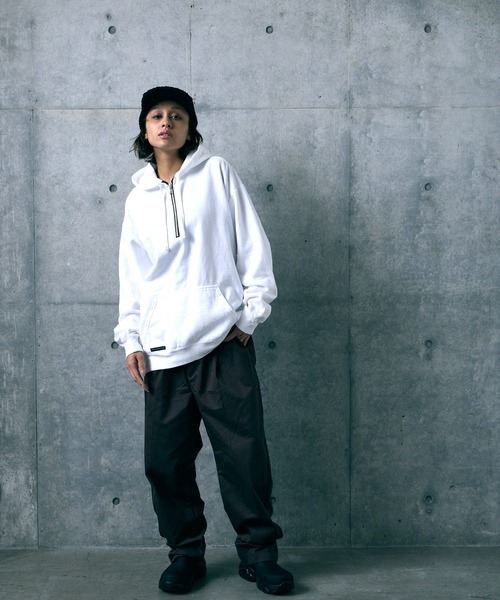 VIRGOwearworks(ヴァルゴウェアワークス)の「AFTERFADE HALF ZIP HOODIE(パーカー・メンズ・レッド/ホワイト/ブラック・3/2/4)」の18枚目の写真
