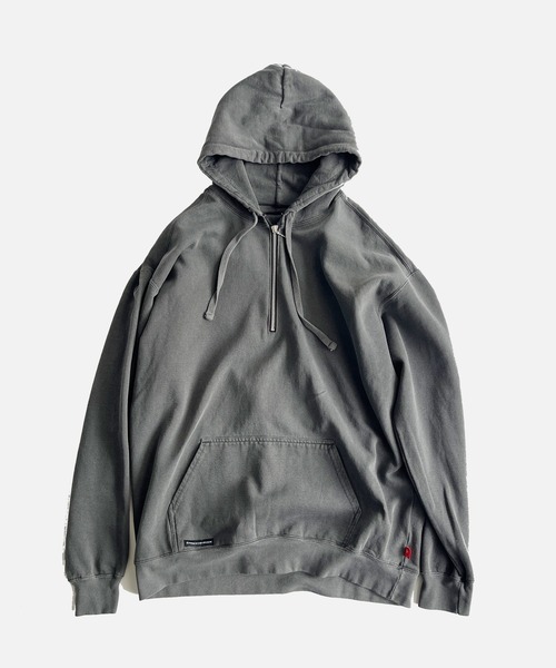 VIRGOwearworks(ヴァルゴウェアワークス)の「AFTERFADE HALF ZIP HOODIE(パーカー・メンズ・レッド/ホワイト/ブラック・3/2/4)」の4枚目の写真