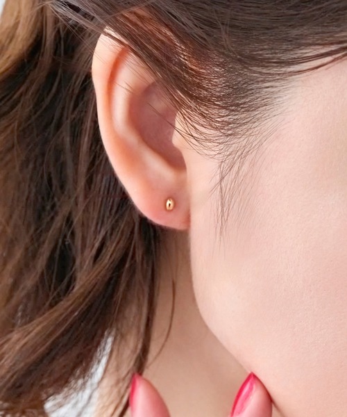 Phoebe(フィービィー)の「【K10】プチオーバルモチーフピアス(片耳)/BOX付き(ピアス(片耳用)・レディース・ゴールド・FREE)」の2枚目の写真