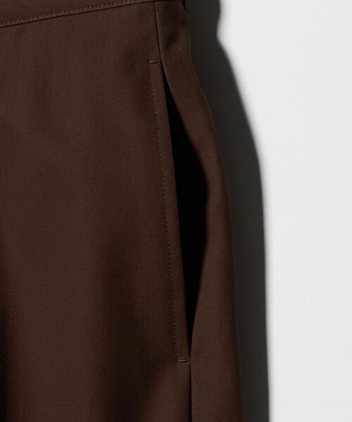 H BEAUTY&YOUTH UNITED ARROWS(エイチビューティーアンドユースユナイテッドアローズ)の「<H>コットンツイル ダブルニーパンツ(その他パンツ・レディース・ブラック/ダークブラウン・M/S)」の20枚目の写真