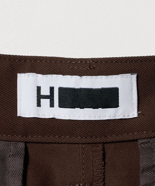 H BEAUTY&YOUTH UNITED ARROWS(エイチビューティーアンドユースユナイテッドアローズ)の「<H>コットンツイル ダブルニーパンツ(その他パンツ・レディース・ブラック/ダークブラウン・M/S)」の11枚目の写真