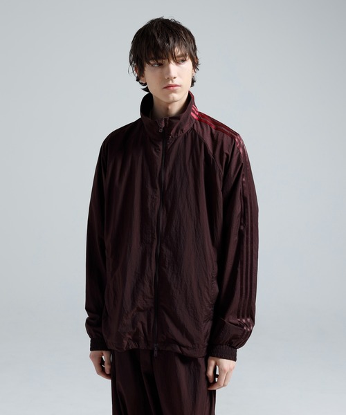 Y-3(ワイスリー)の「Y-3 GRADIENT 3 STRIPES NYLON TRACK TOP(ジャージ・メンズ・バーガンディー・MEDIUM/X-SMALL/LARGE/SMALL/X-LARGE)」の1枚目の写真