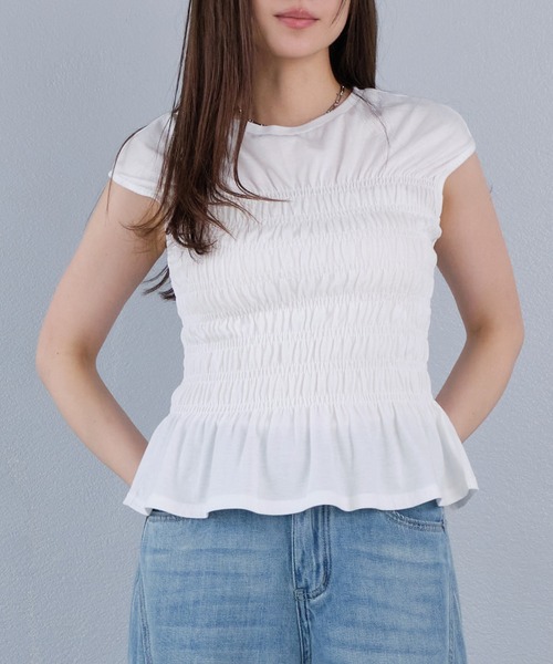 murea(ミュレア)の「シャーリングデザインフレンチスリーブトップス(Tシャツ/カットソー・レディース・ブラウン/ブラック/ホワイト・FREE)」の8枚目の写真